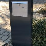 Briefkasten_Briefkastenstele_Metall_Edelstahl_Zeitung_5
